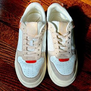 Le TIGRE Midtown Platform Sneakers 7.5